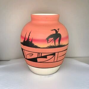 Navajo American Pottery Vase Cedar Mesa 6 1/4” Wounded Warrior Signed Blk Horse
